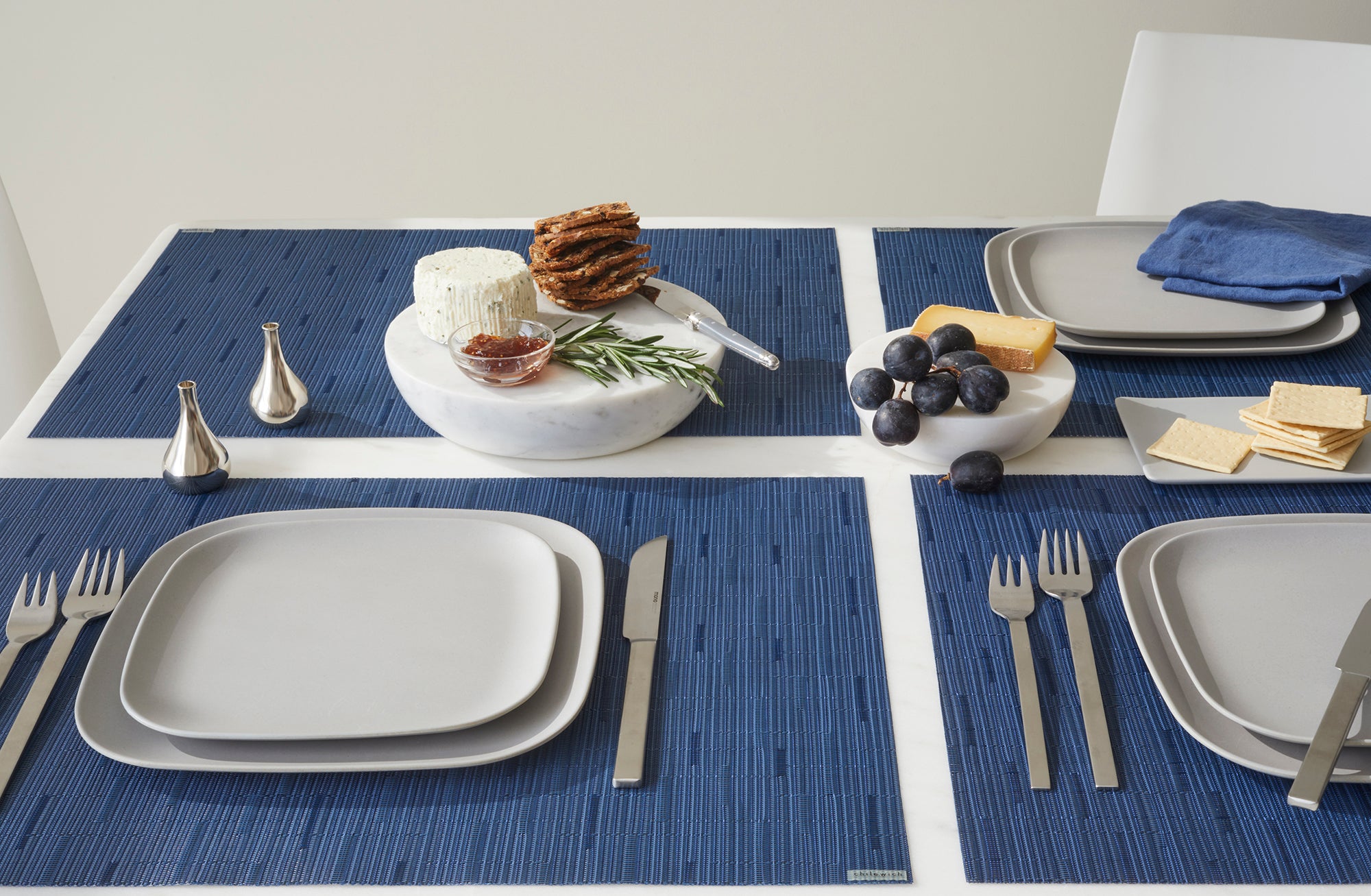 Commercial Table Mats + Runners
