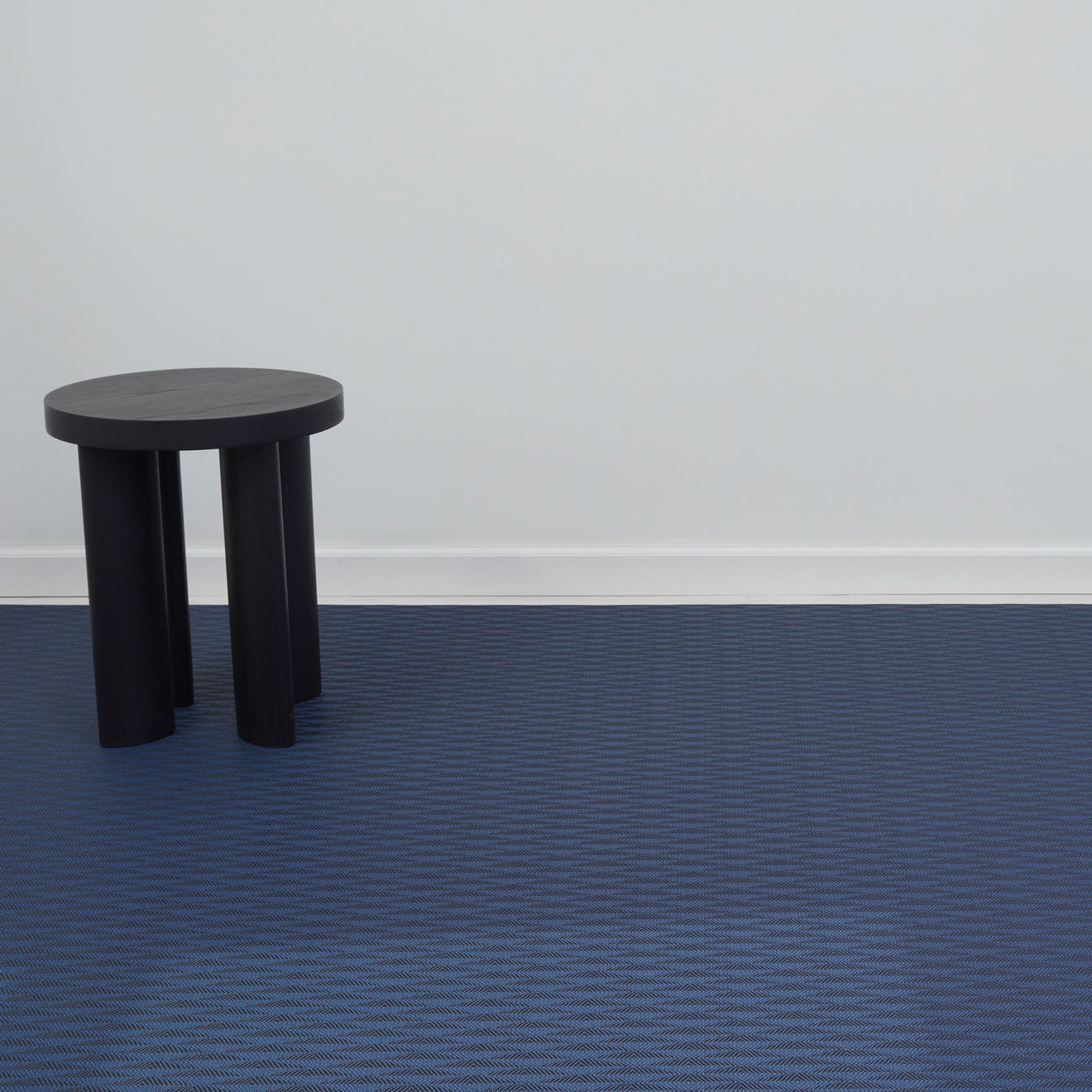 Arrow Rugs - Sapphire With Prop