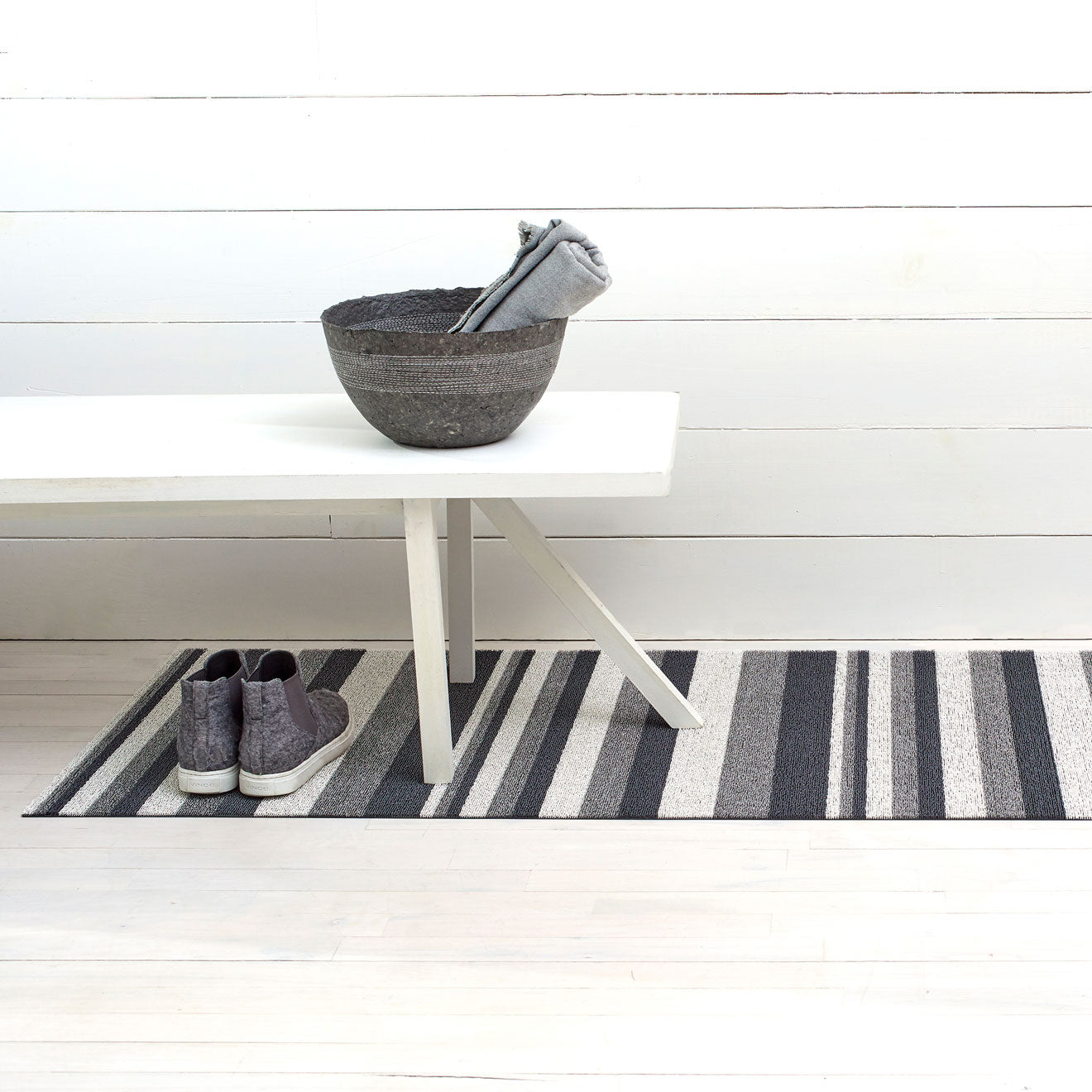 Bounce Stripe Shag Mats - Moonight Runner