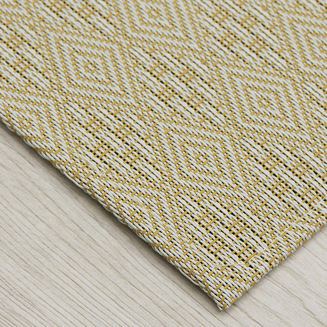 Boxwood Wheat Detail