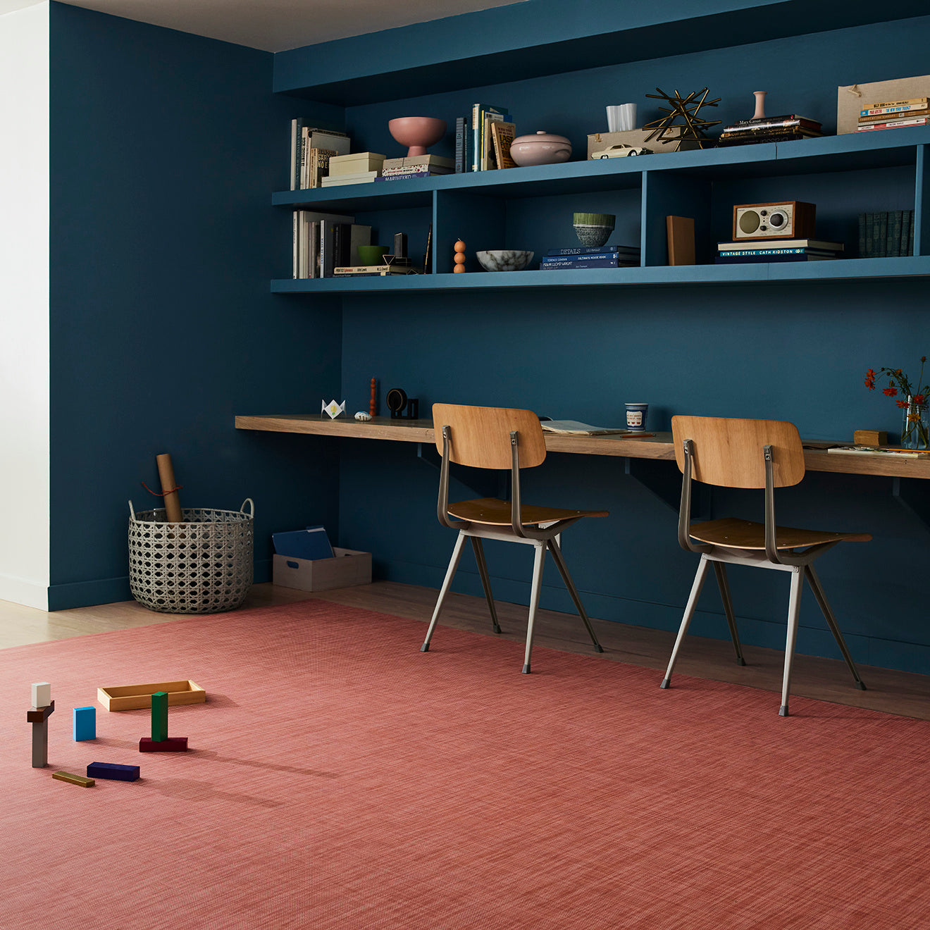 Chilewich Basketweave floor mat in Clay, showcasing woven terrastrand yarn texture and modern design aesthetic.