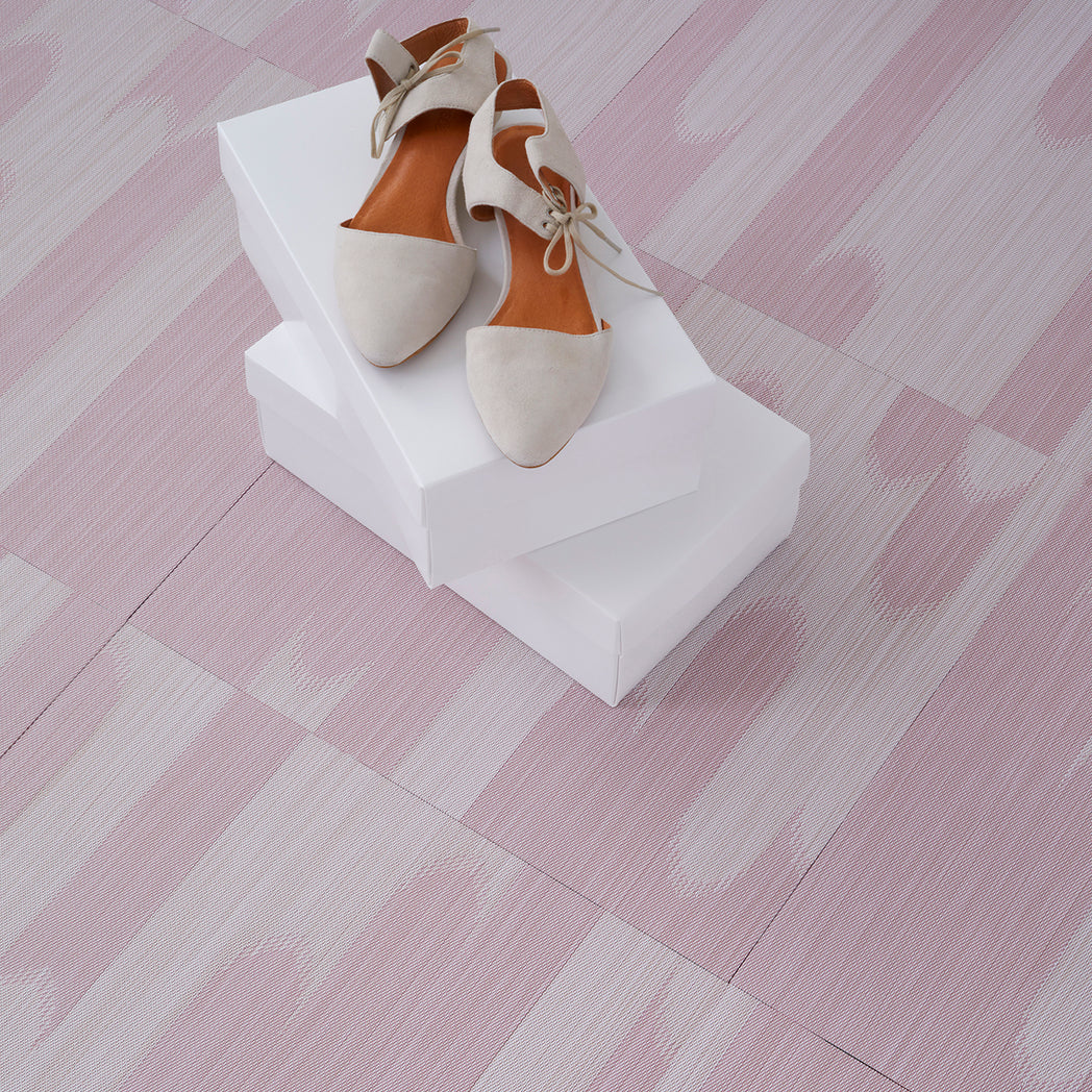 Detail image of Chilewich woven material showcasing texture, color, and pattern of the terrastrand yarn weave.