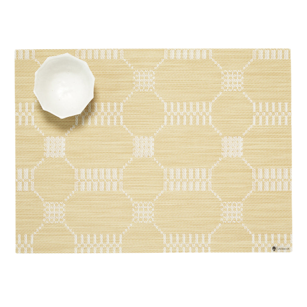Coverlet Placemats - Wheat With Prop