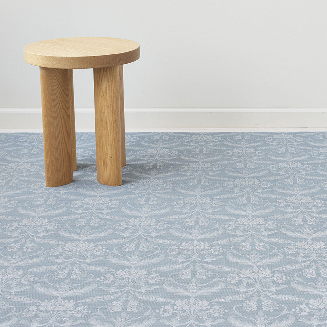 Damask Rugs - Sea With Prop