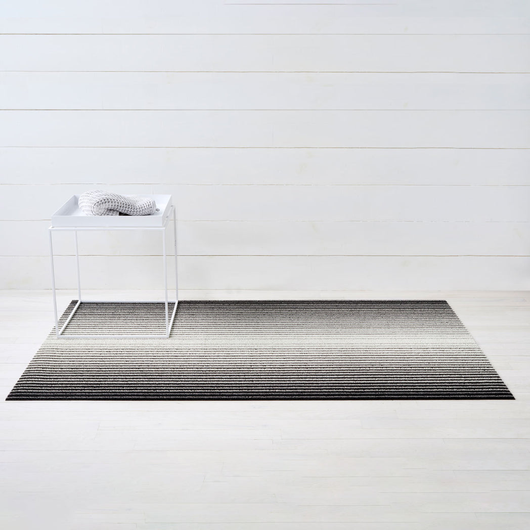 Domino Stripe Shag Mats - Black/White Big Mat