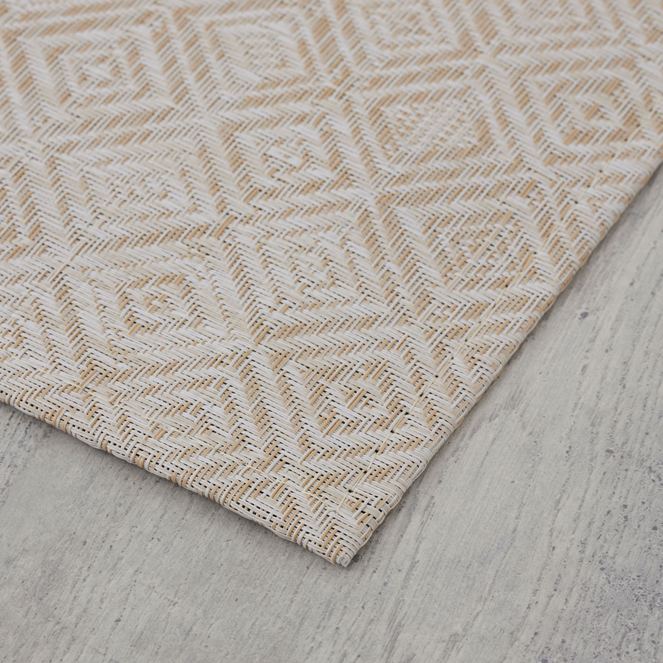 Mosaic Almond Detail
