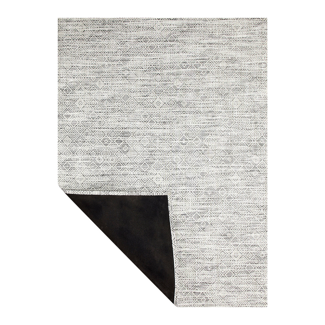 Mosaic Rugs - White/Black Corner