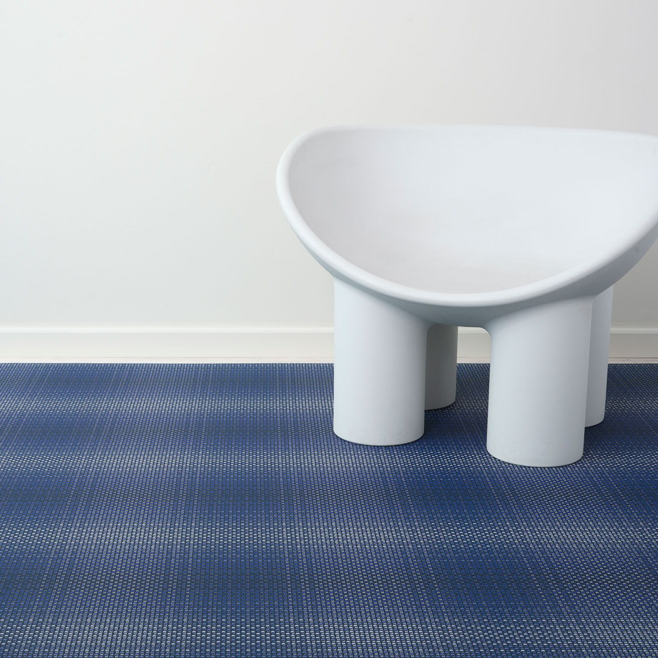 Parade Rugs - Ocean With Prop