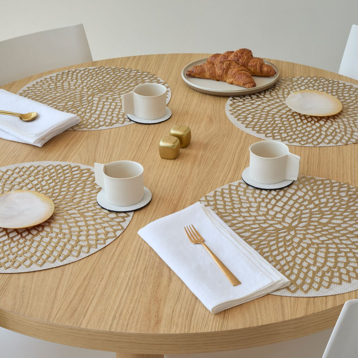 Layered Dawn Table Set