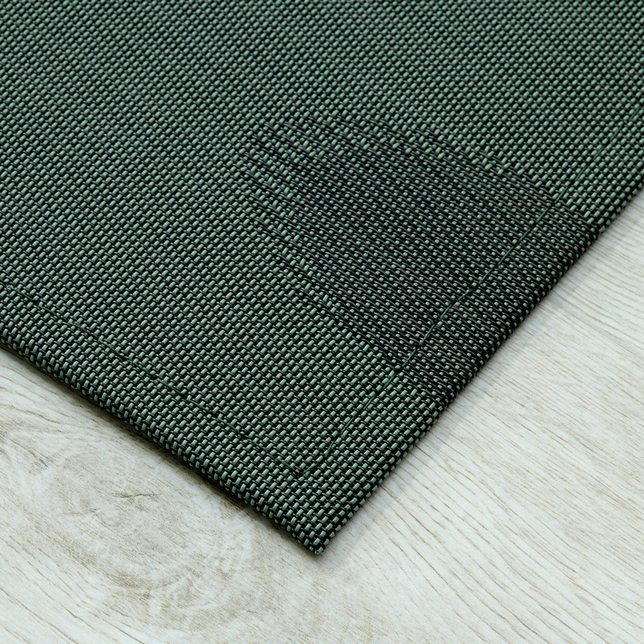 Shuttle Kale Detail