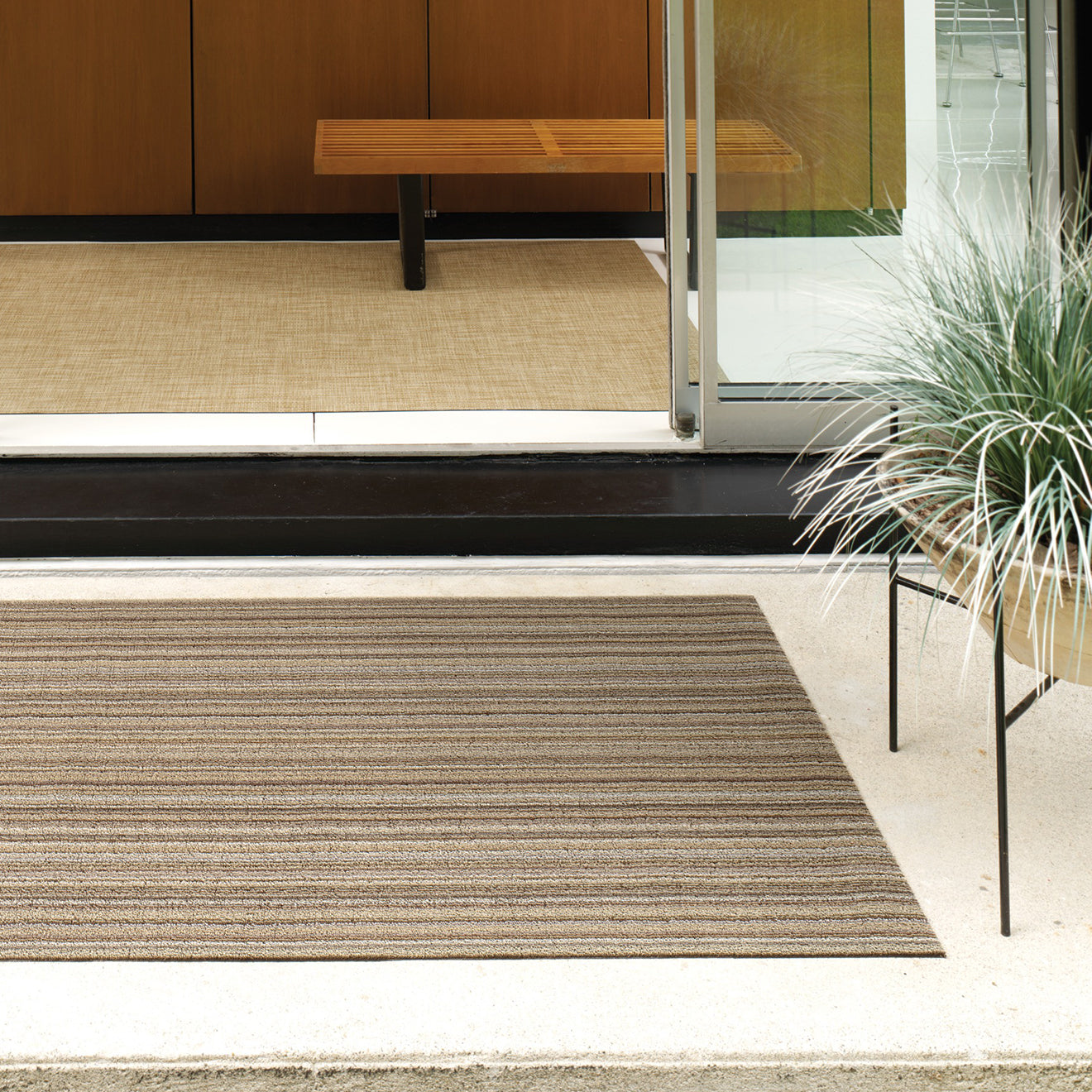 Skinny Stripe Shag Mats - Mushroom